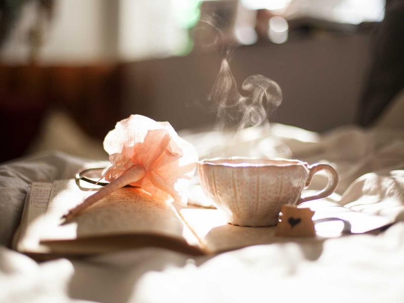 孔乙己的长衫<br>qyo4ufag.cn 脱不下的学历枷锁